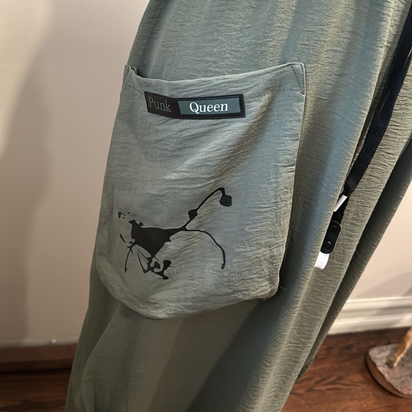 Punk Queen sleeveless dress interesting design, details, size xl - Picture 2 of 8